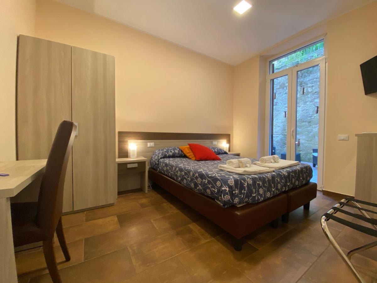 Hotel Good Night Moon à La Spezia Extérieur photo
